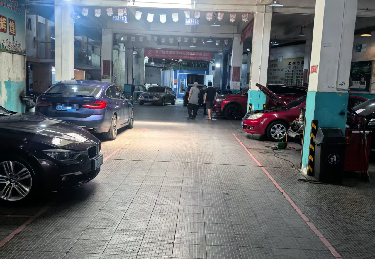 深圳喷漆